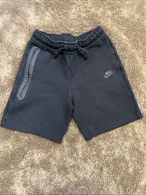 Nike Tech Shorts